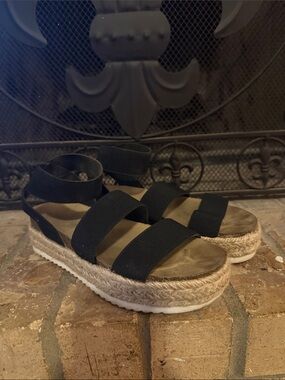 Black Strappy Espadrille Platform Sandals for Women